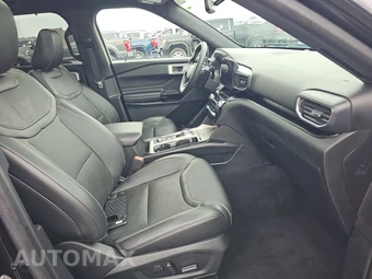 2022 Ford Explorer ST - miniatura 8