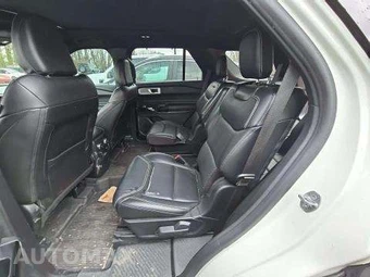 2022 Ford Explorer ST - miniatura 14