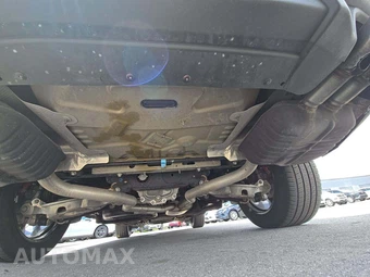2022 Ford Explorer ST – miniatura 16