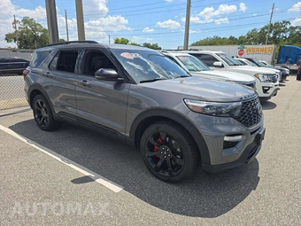 2022 Ford Explorer ST – miniatura 4