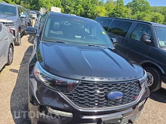 2022 Ford Explorer ST - miniatura 2