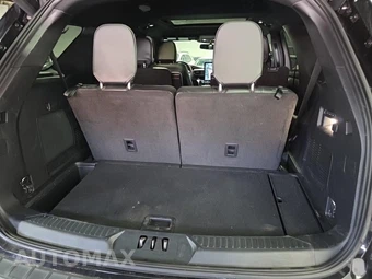 2022 Ford Explorer ST - miniatura 21