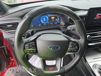 2022 Ford Explorer ST - miniatura 10