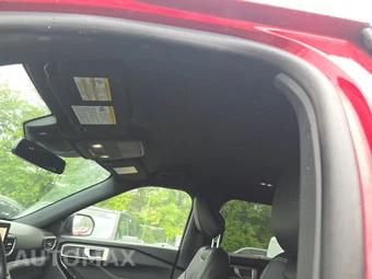 2022 Ford Explorer ST - miniatura 22