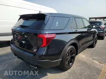 2022 Ford Explorer ST - miniatura 4