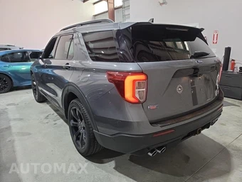 2022 Ford Explorer ST - miniatura 6