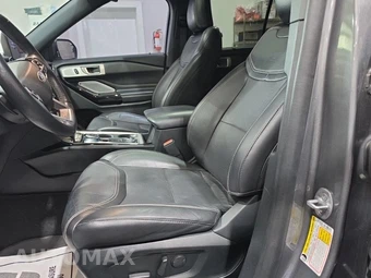 2022 Ford Explorer ST - miniatura 7