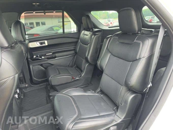 2022 Ford Explorer ST - miniatura 13