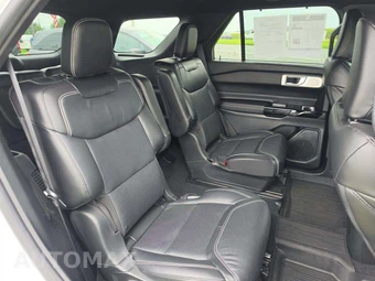 2022 Ford Explorer ST - miniatura 17