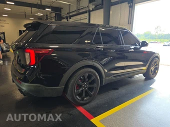 2022 Ford Explorer ST - miniatura 4