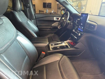 2022 Ford Explorer ST - miniatura 8