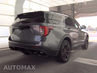 2022 Ford Explorer ST - miniatura 4