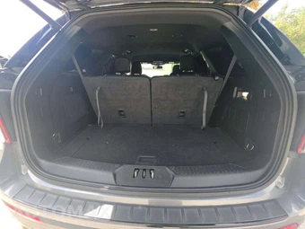 2022 Ford Explorer ST-Line - miniatura 12