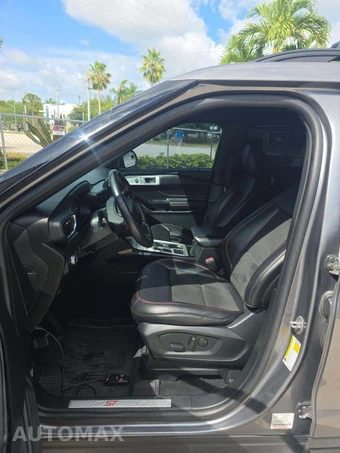 2022 Ford Explorer ST-Line - miniatura 3