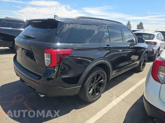 2022 Ford Explorer ST-Line - miniatura 4