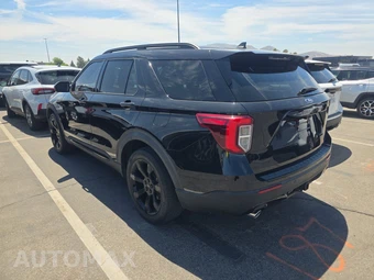 2022 Ford Explorer ST-Line - miniatura 6