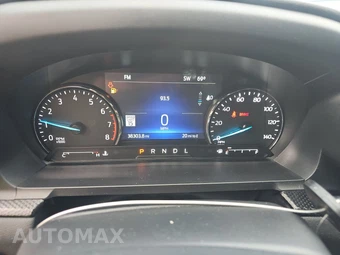 2022 Ford Explorer ST-Line - miniatura 12