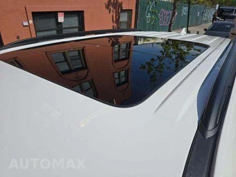 2022 Ford Explorer ST-Line - miniatura 12