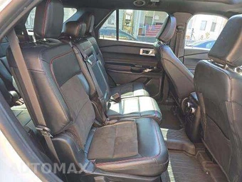 2022 Ford Explorer ST-Line - miniatura 17