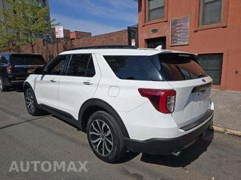 2022 Ford Explorer ST-Line - miniatura 2