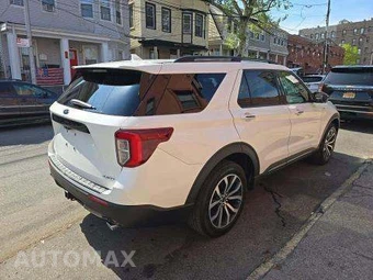 2022 Ford Explorer ST-Line - miniatura 3
