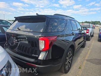2022 Ford Explorer ST-Line – miniatura 4