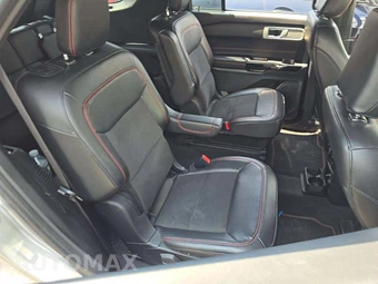 2022 Ford Explorer ST-Line - miniatura 17