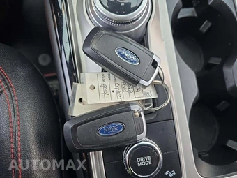 2022 Ford Explorer ST-Line - miniatura 8