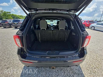 2022 Ford Explorer ST-Line - miniatura 12