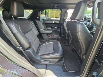 2022 Ford Explorer ST-Line - miniatura 14