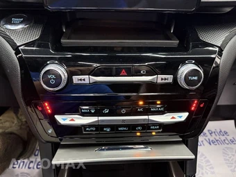2022 Ford Explorer ST-Line - miniatura 18