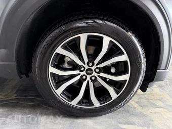 2022 Ford Explorer ST-Line - miniatura 30