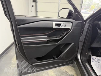 2022 Ford Explorer ST-Line - miniatura 9
