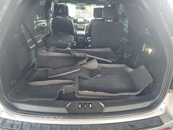 2022 Ford Explorer ST-Line - miniatura 17
