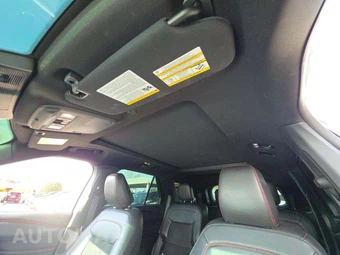 2022 Ford Explorer ST-Line - miniatura 11