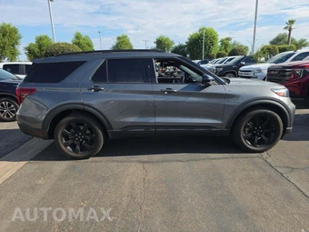 2022 Ford Explorer ST-Line - miniatura 4