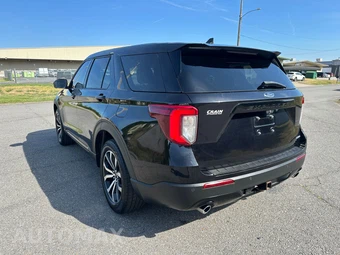 2022 Ford Explorer ST-Line - miniatura 7