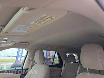2022 Ford Explorer XLT - miniatura 12
