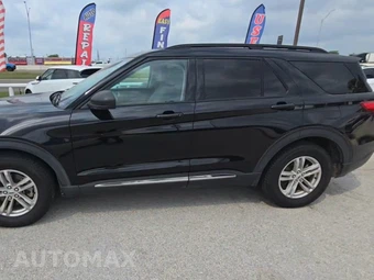 2022 Ford Explorer XLT - miniatura 3