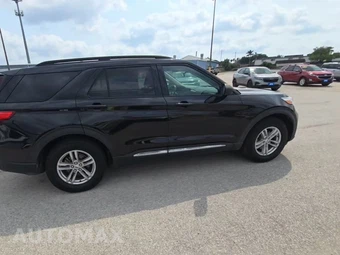 2022 Ford Explorer XLT - miniatura 5