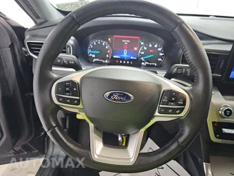 2022 Ford Explorer XLT - miniatura 10