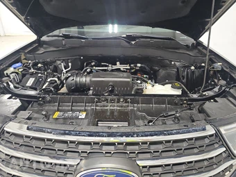 2022 Ford Explorer XLT - miniatura 16