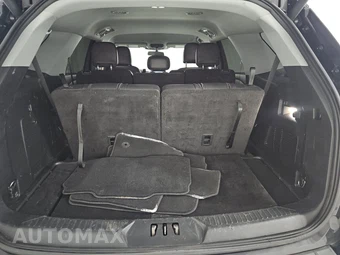 2022 Ford Explorer XLT - miniatura 17