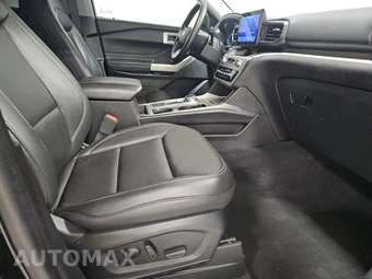 2022 Ford Explorer XLT - miniatura 8