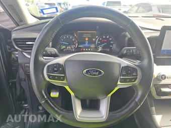 2022 Ford Explorer XLT - miniatura 10