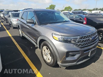2022 Ford Explorer XLT - miniatura 3