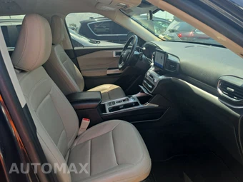 2022 Ford Explorer XLT - miniatura 8