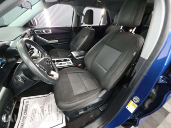 2022 Ford Explorer XLT - miniatura 6
