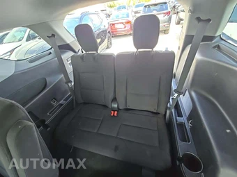 2022 Ford Explorer XLT - miniatura 11