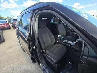 2022 Ford Explorer XLT - miniatura 16